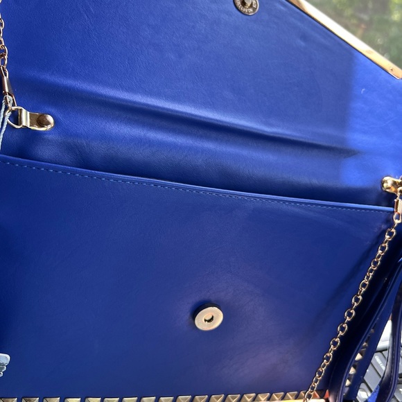 Miztique designer cobalt blue gold chain strap hardware bag - Picture 7 of 13